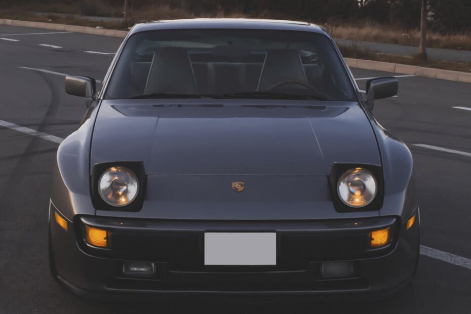 Porsche 944 Front