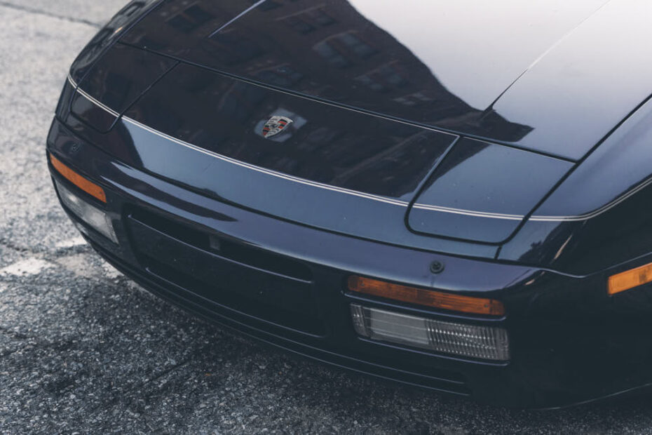 Porsche 944 S2